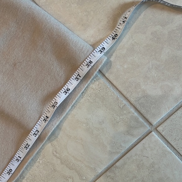 Burberry 100% Cashmere scarf - Picture 11 of 11